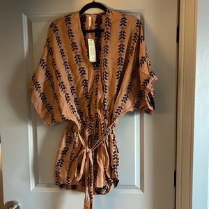 Elan women’s kimono sleeve romper